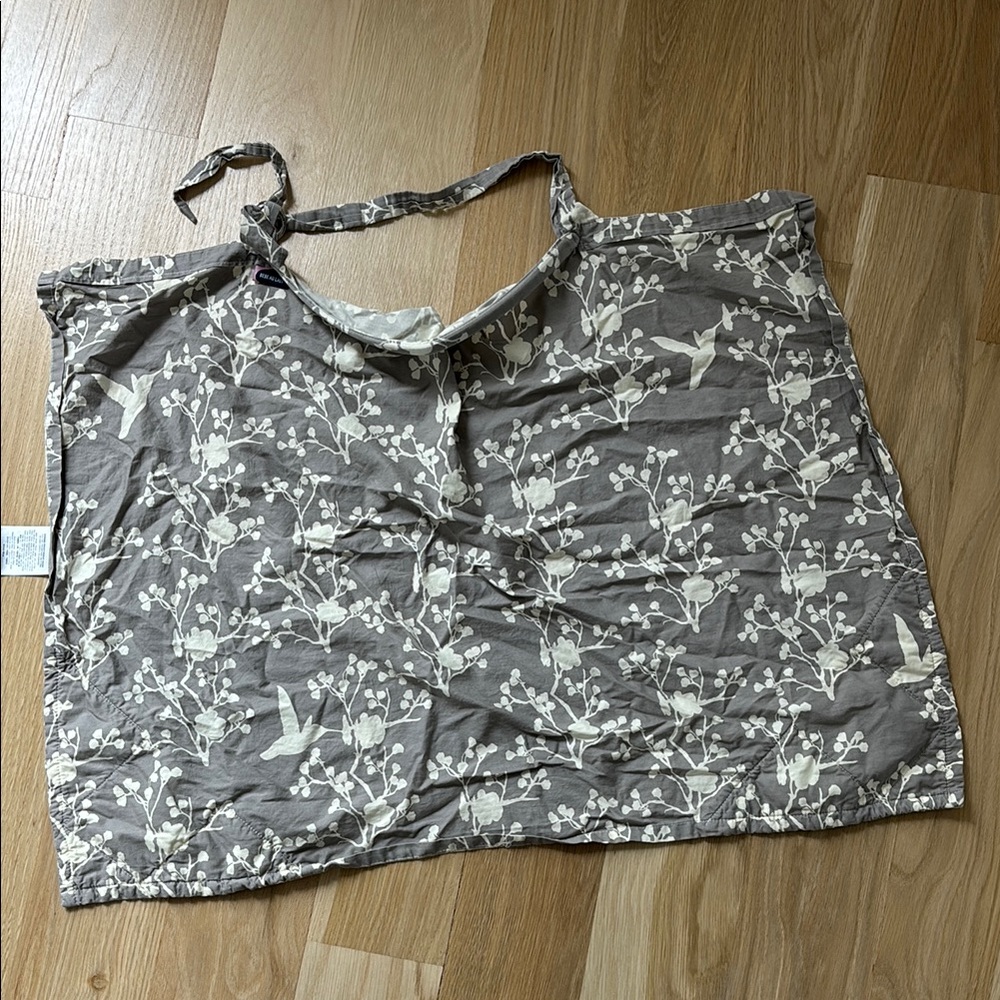 Baby Au Lait Nest Cotton Nursing Cover